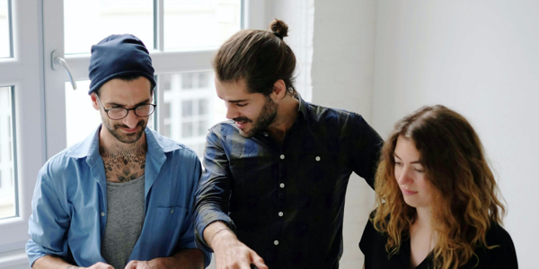 E-book: Mitarbeiterempfehlungen im internationalen Recruiting